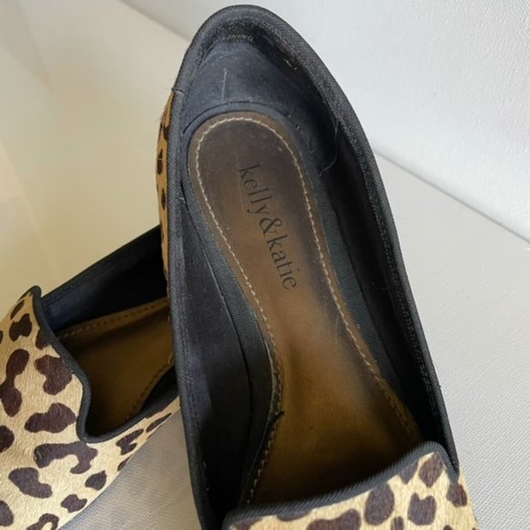 Kelly & Katie Cheetah Loafers, Size 7 - Picture 10 of 10